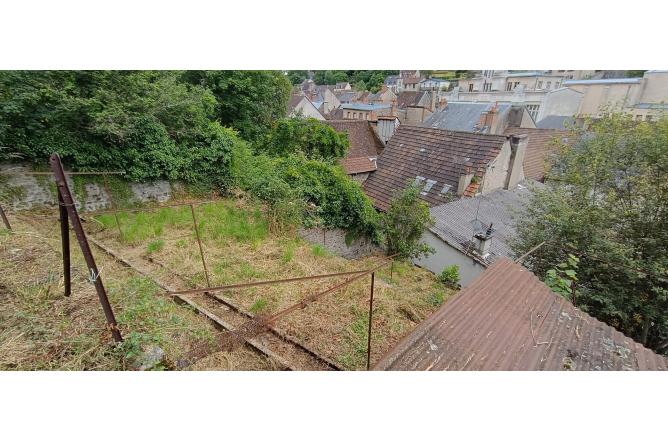 Appartement centre ville Aubusson avec jardin et terrasse - F