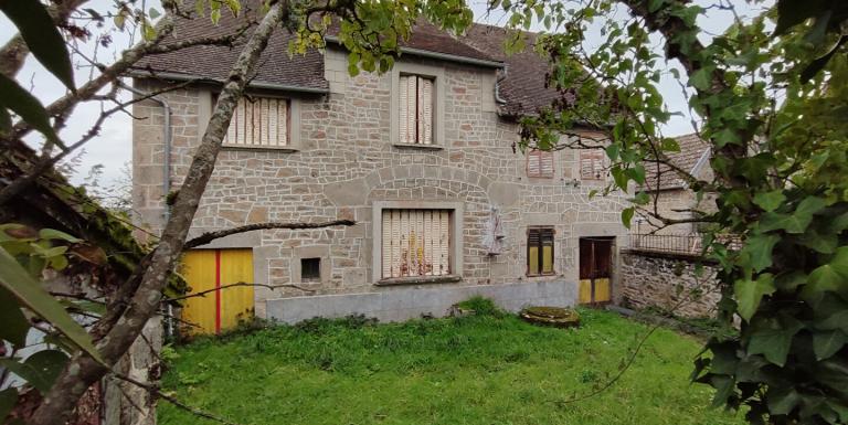 MAISON DE BOURG PLEINE DE CHARME