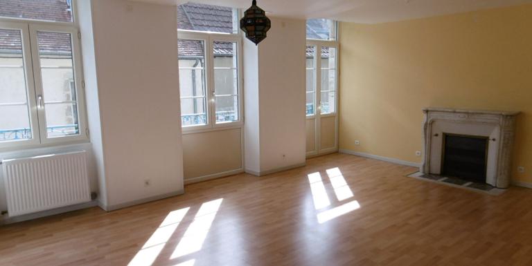 Appartement centre ville , 3 chambres, balcon plein sud