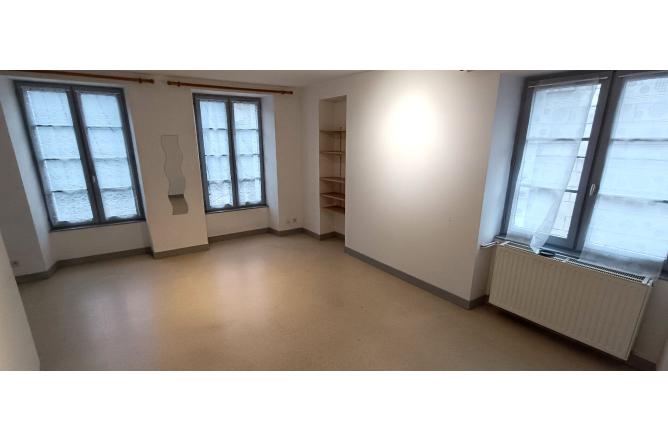 Appartement F3 DUPLEX Centre ville AUBUSSON - A